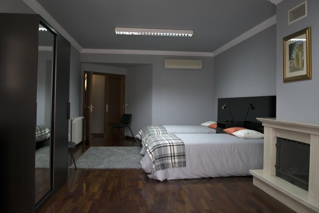 Al Embaixador Hotel Аленкер Екстериор снимка
